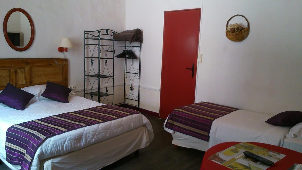 Auberge Cocagne Aveze  Ruang foto