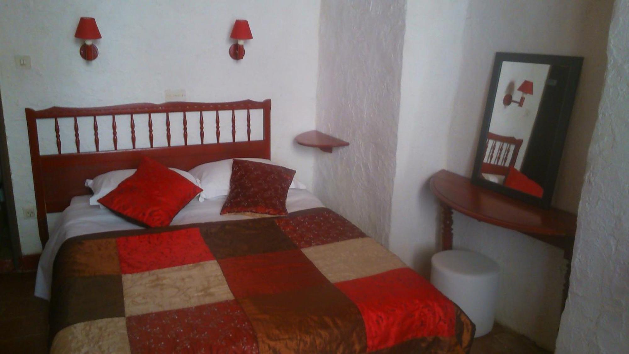 Auberge Cocagne Aveze  Bagian luar foto