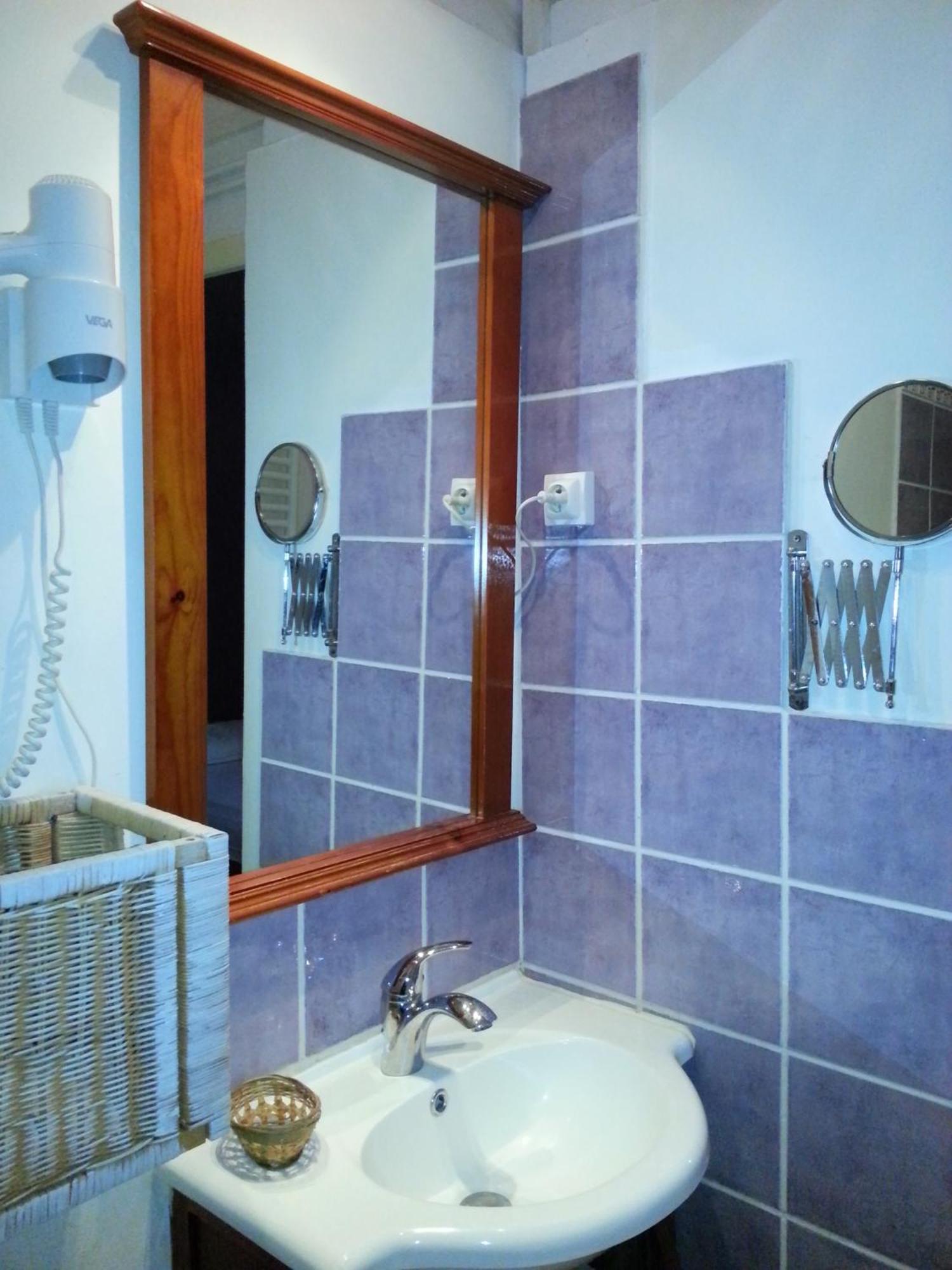 Auberge Cocagne Aveze  Ruang foto