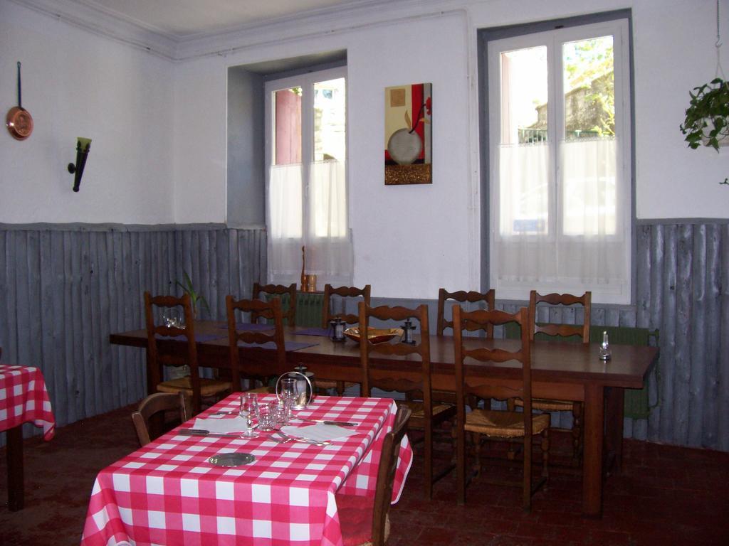 Auberge Cocagne Aveze  Bagian luar foto