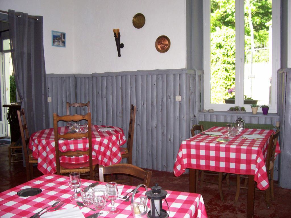 Auberge Cocagne Aveze  Bagian luar foto
