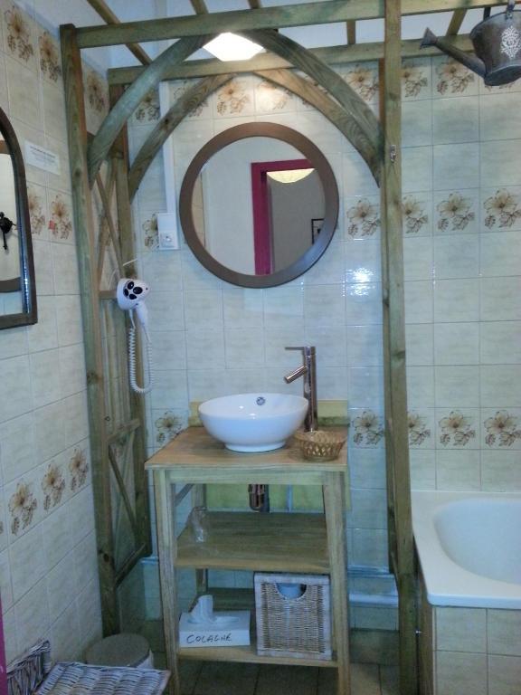 Auberge Cocagne Aveze  Bagian luar foto