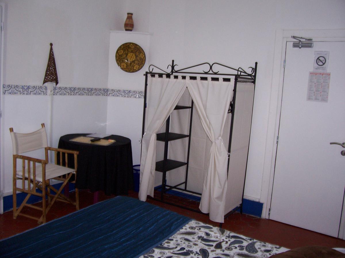 Auberge Cocagne Aveze  Bagian luar foto