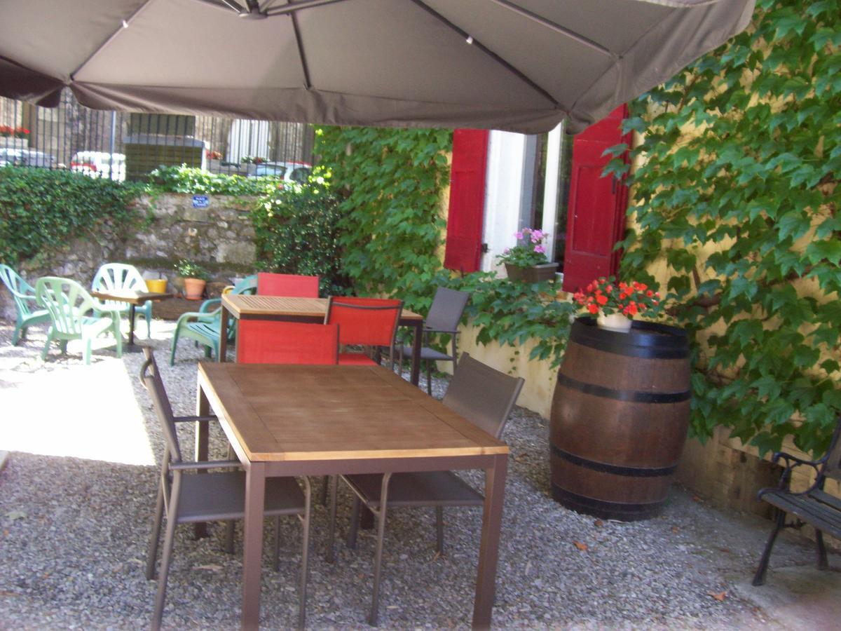 Auberge Cocagne Aveze  Bagian luar foto